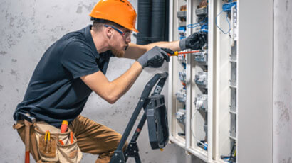 A Complete Guide to EOT Cranes: Single Girder vs Double Girder – Which One is Right for You?